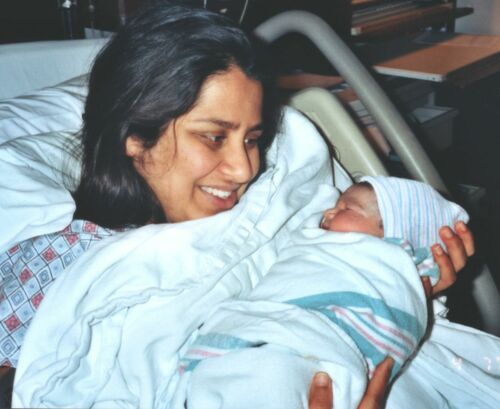 sneha_aai.jpg